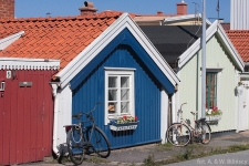 BLEKINGE - Björkholmen, der historische Stadtteil besteht aus Holzhäusern von Werftarbeitern und Matrosen.